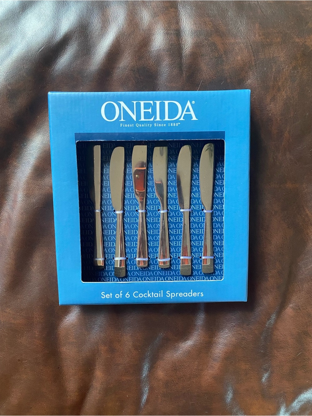 Oneida Mocha 6-Piece Cocktail Spreader Set 18/0 Stainless Steel NIB H098006K